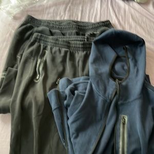 Men’s Old Navy Bundle.  All Size XL.  Navy color jacket and two black joggers.